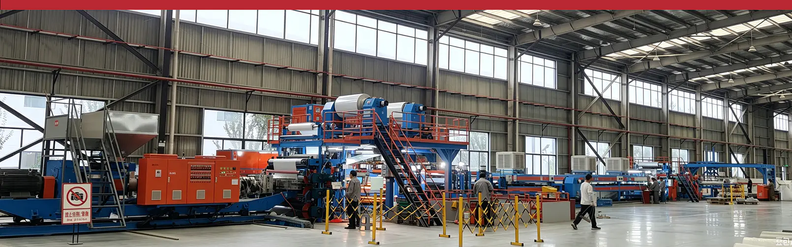 Ekstruderingstype Zero Water Absorb A2 Ikke-brændbart metal (aluminium）Composite Panel Production Line